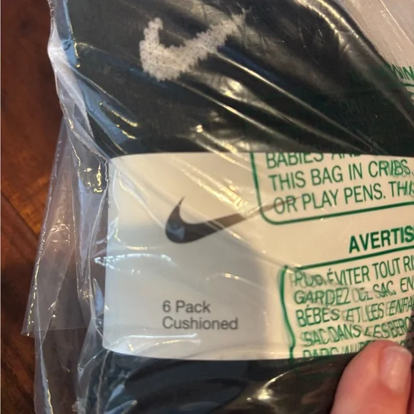 Brand new! Nike Cushioned Baby Socks - Black, white, and Gray. 18 pairs - Picture 2 of 6